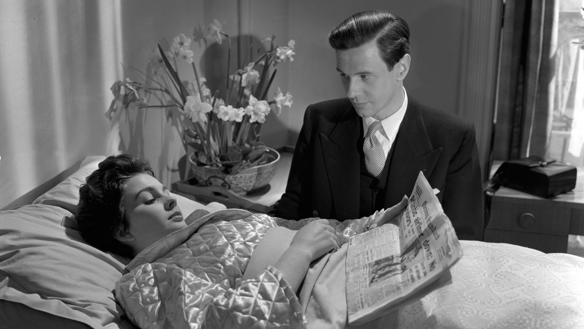 Judith and Alan in Cage of Gold.