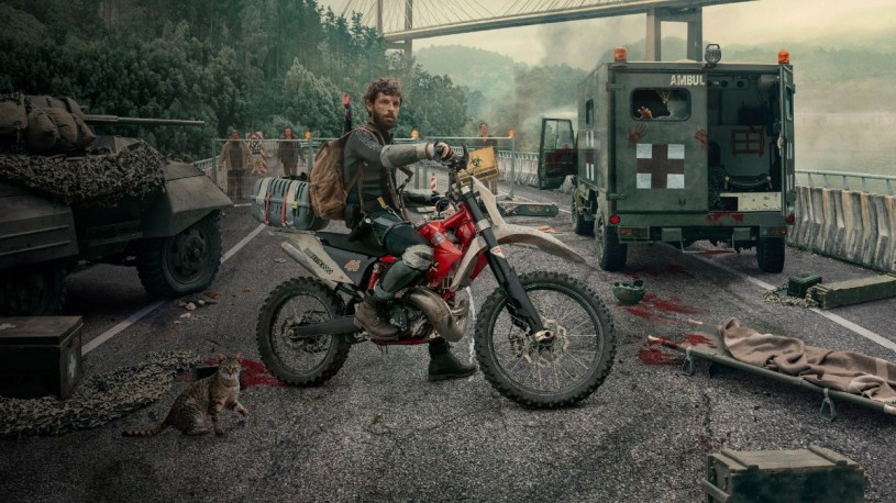 A character on a motorcycle in Apocalypse Z.