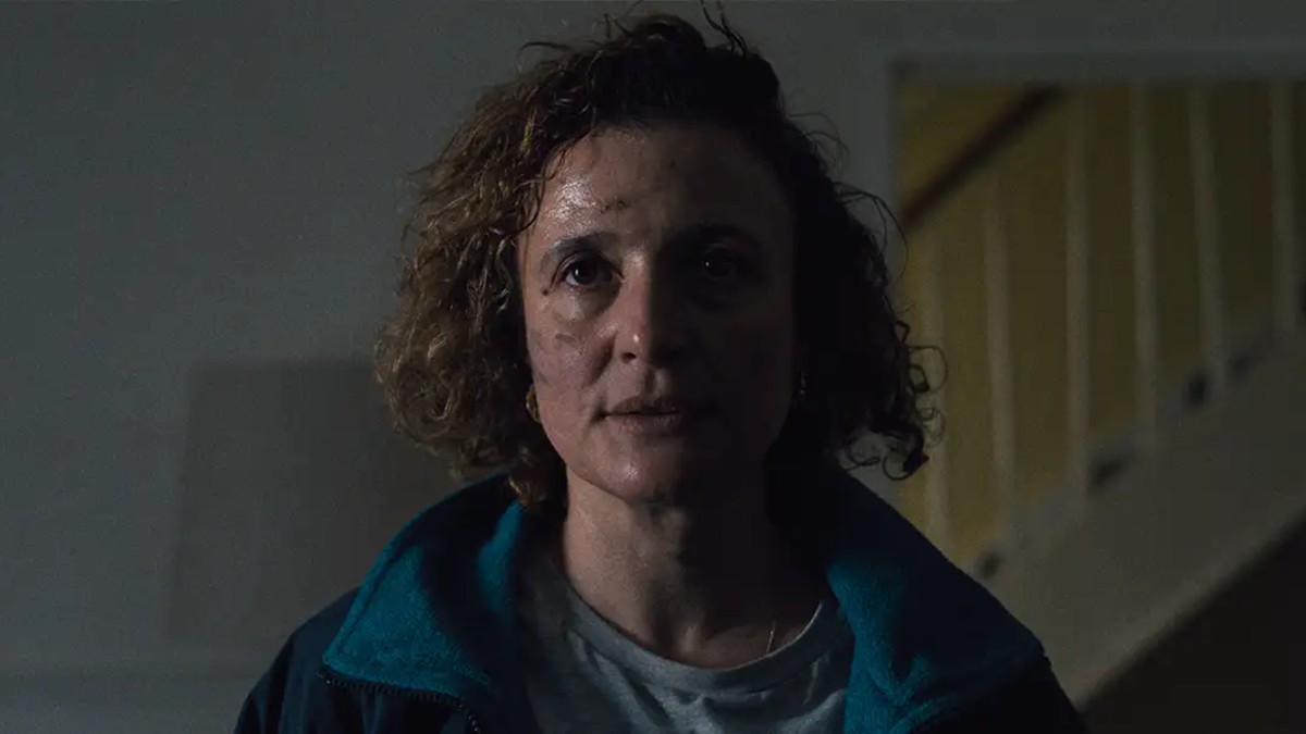 Nicky looking exhausted in Restless.