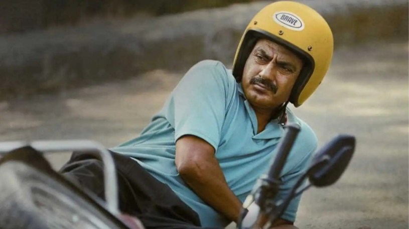 Costao sliding off a motorcycle in the Costao movie.